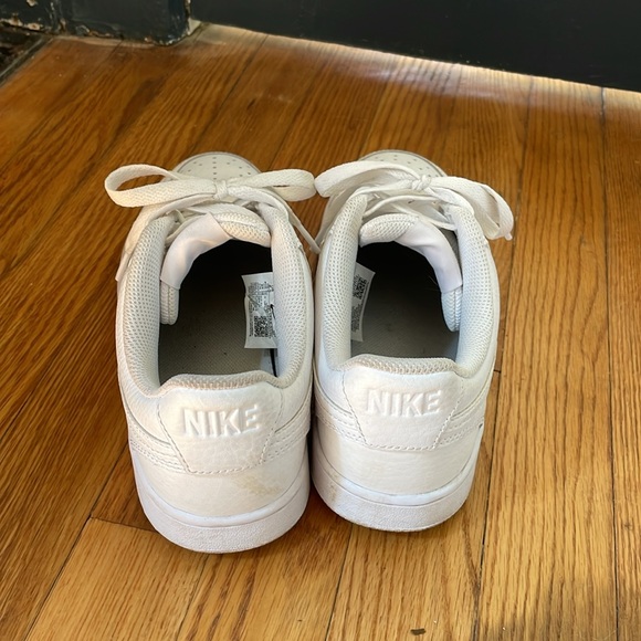 Nike Court Vision Low Tops - Picture 3 of 3